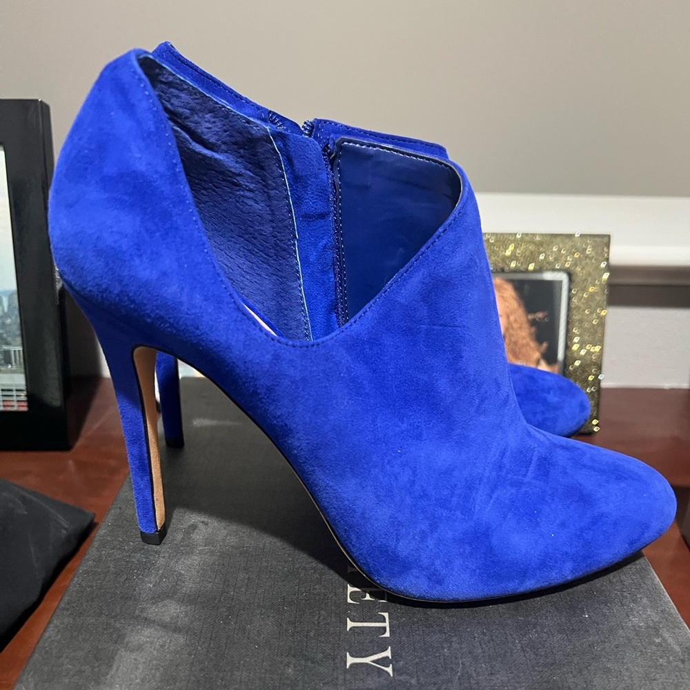 Sole Society Vibrant Blue Suede Heels